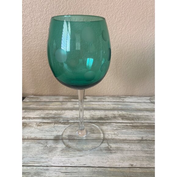 Marquis by Waterford Colored Polka Dot Wine Glasses – Set of 4 Balloon Goblets - Picture 4 of 15